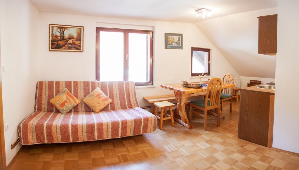 Apartments Lovec Cerkno Exterior photo