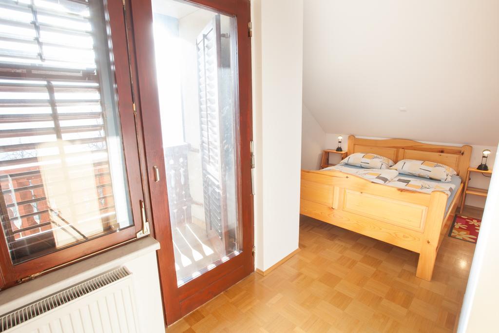 Apartments Lovec Cerkno Exterior photo